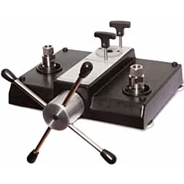 Calibratore di pressione idraulica DH-Budenberg / Mensor CPP1200X