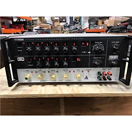 Fluke 5200A Calibratore AC programmabile
