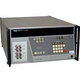 Calibratore di Tensione DC Fluke 5440A