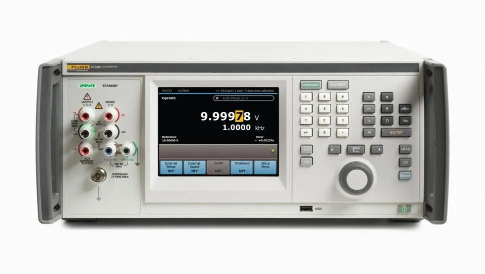 Calibratore Multifunzione ad Alte Prestazioni Fluke 5730A