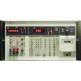 Fluke Calibration 5101B Calibratore Multifunzione