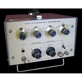 Sorgente di corrente DC di precisione Keithley 225