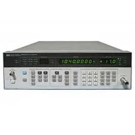 Keysight 8657A Generatore di Segnali Sintetizzato