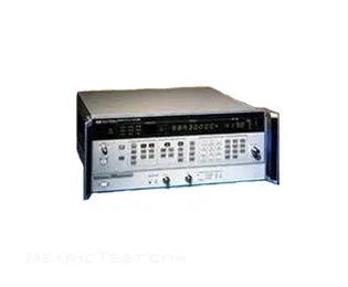 Keysight 8657B Generatore di Segnali Sintetizzato