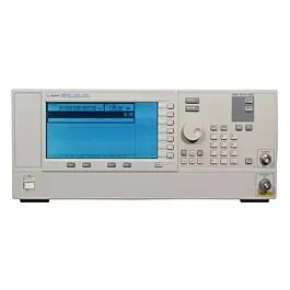 Generatore di segnali Keysight E8241A