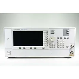 Generatore di segnali Keysight E8247C-520