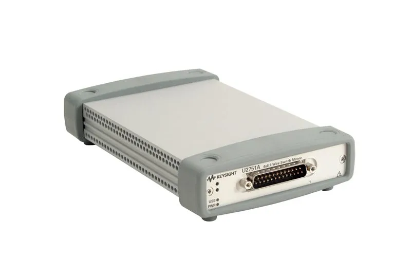 Matrice di commutazione modulare USB Keysight U2751A