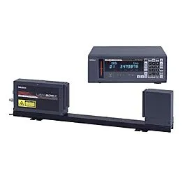 Mitutoyo 64PKA120 Micrometro Laser con Unità di Visualizzazione LSM-6200