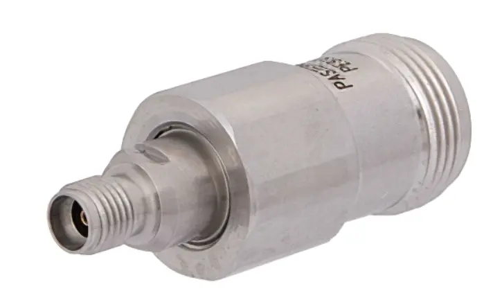 Adattatore Pasternack PE9323 da 3.5mm a Type N