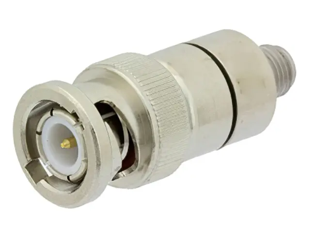 Adattatore Pasternack PE9494 da SMA a BNC