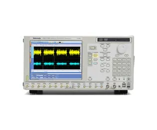 Generatore di forme d'onda arbitrarie Tektronix AWG7122B