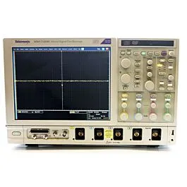 Oscilloscopio a Segnali Misti Tektronix MSO71254C