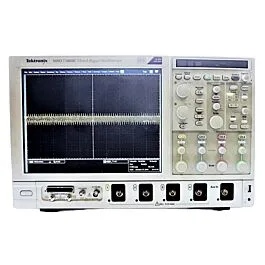 Oscilloscopio a Segnali Misti Tektronix MSO71604C