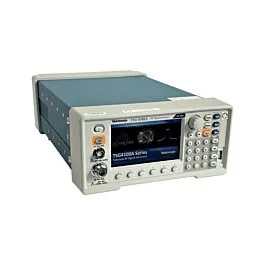 Generatore di Segnale Vettoriale RF Tektronix TSG4104A